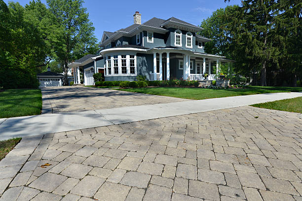 Best Professional Driveway Pavers  in Petersburg, AK